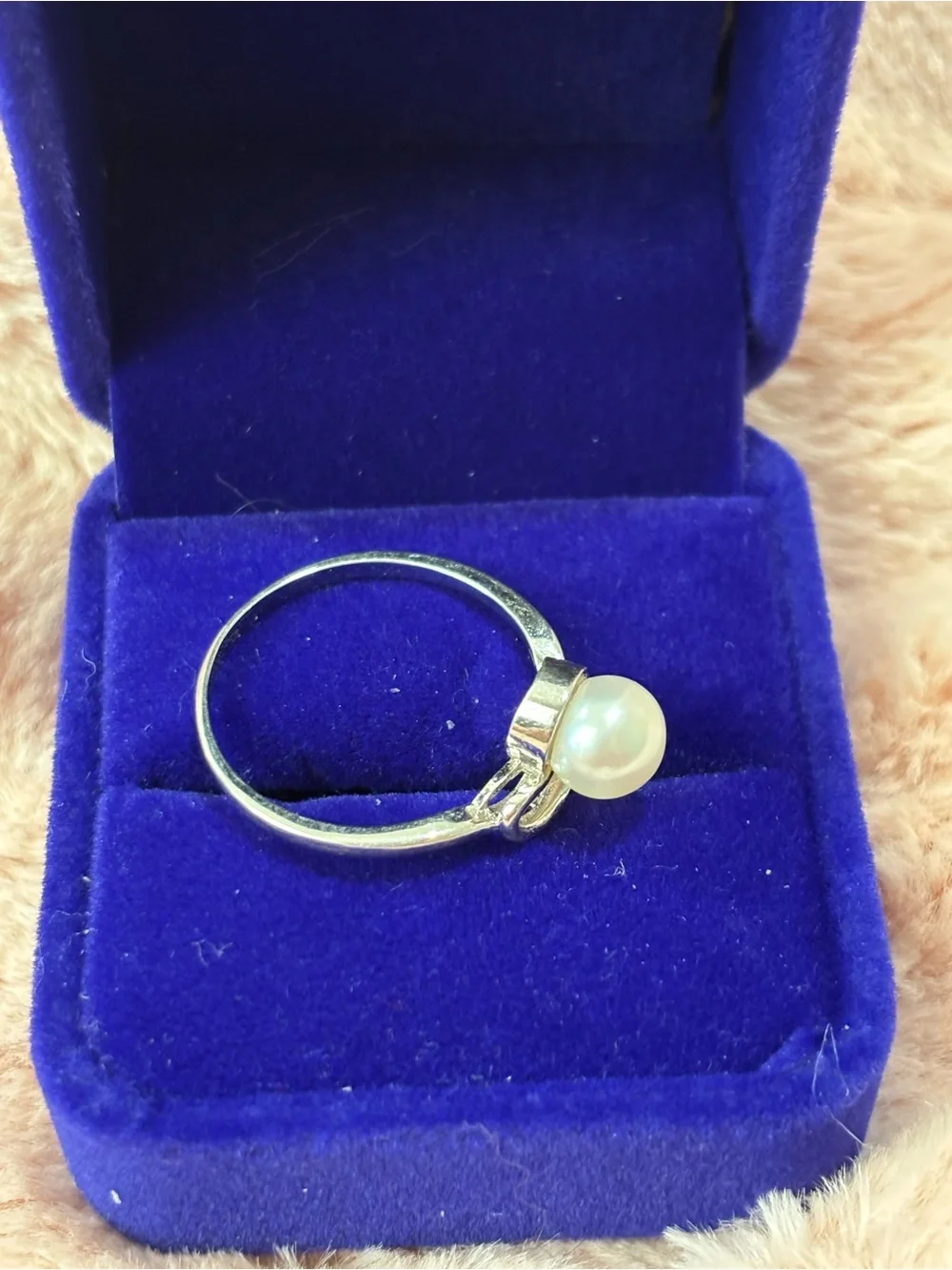 Elegant real Pearl Infinity Ring set in sterling silver